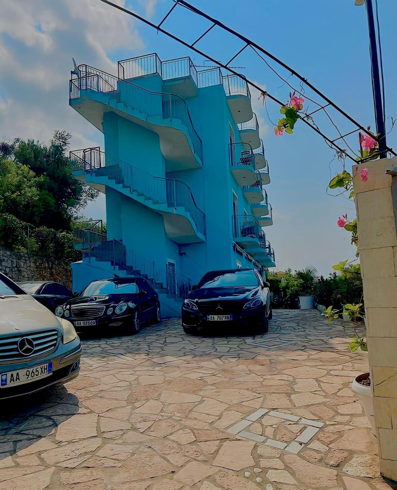 مبيت وإفطار ديرمي Bluflest المظهر الخارجي الصورة